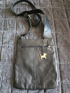 RADLEY LONDON Black Leather Messenger Crossbody with Gold Dog Charm